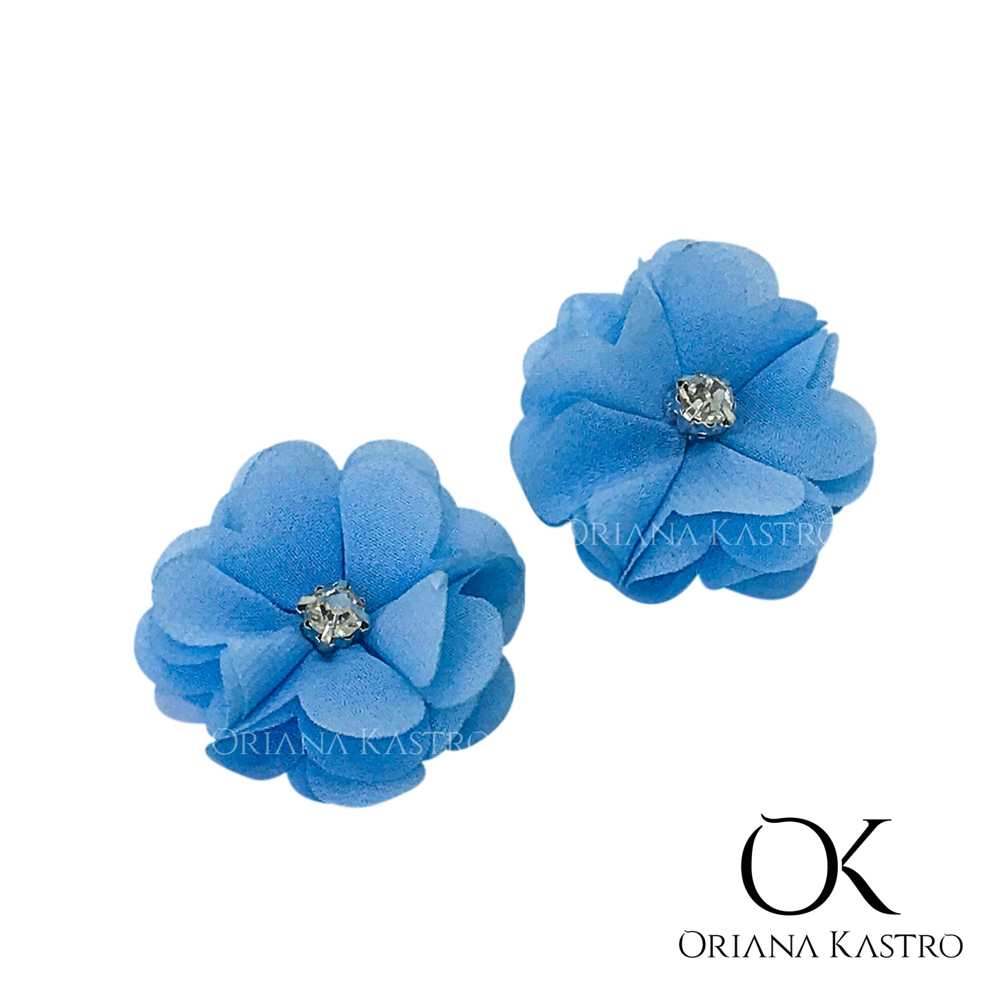 Flores de tela y gasa para aretes. Rosaura