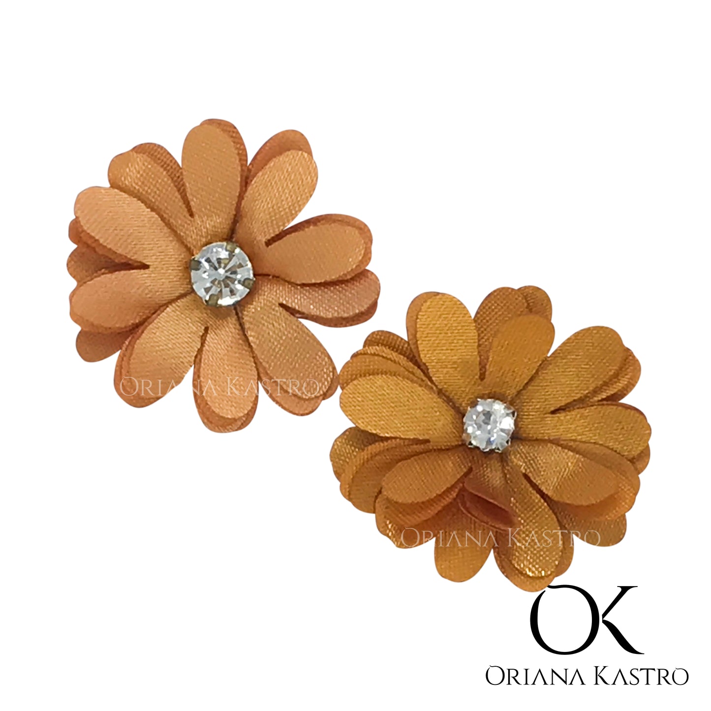 Flores de Gasa y tela para Aretes. Margarita